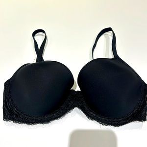 Wacoal la femme size 32D